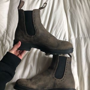 Blundstones 7.5 (AUS 4.5)